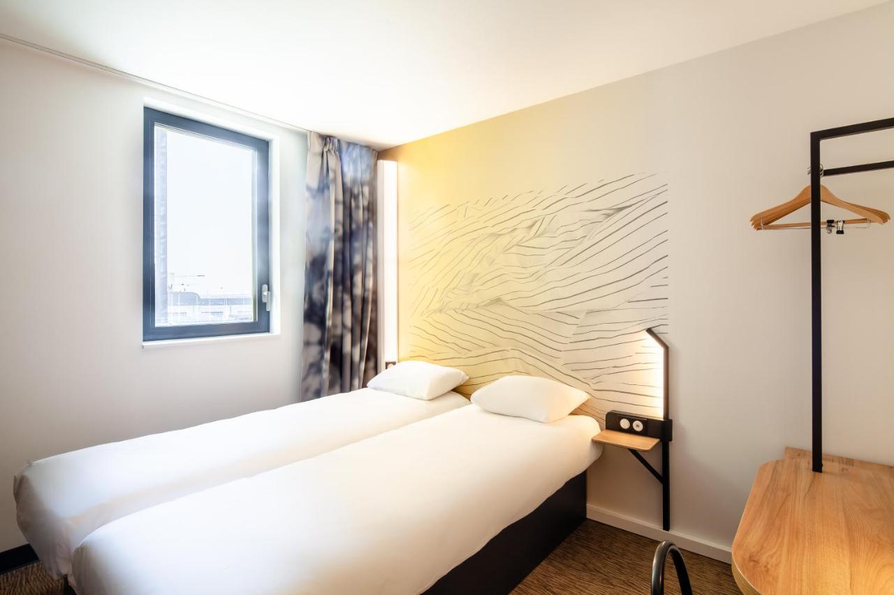 B&B Hotel Besancon Valentin Miserey-Salines Exteriör bild