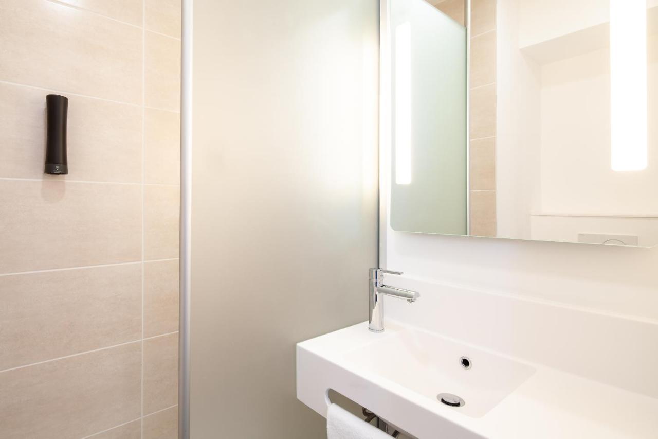 B&B Hotel Besancon Valentin Miserey-Salines Exteriör bild