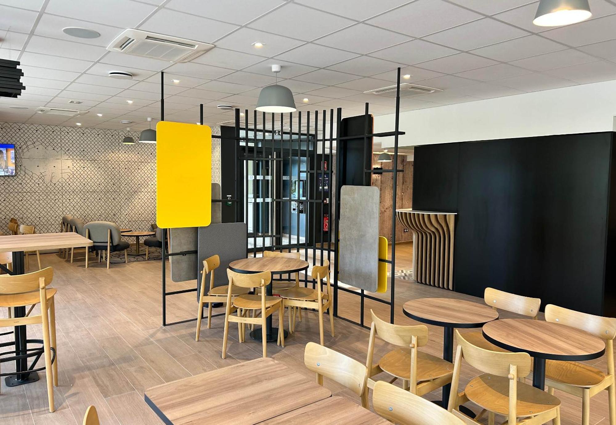 B&B Hotel Besancon Valentin Miserey-Salines Exteriör bild